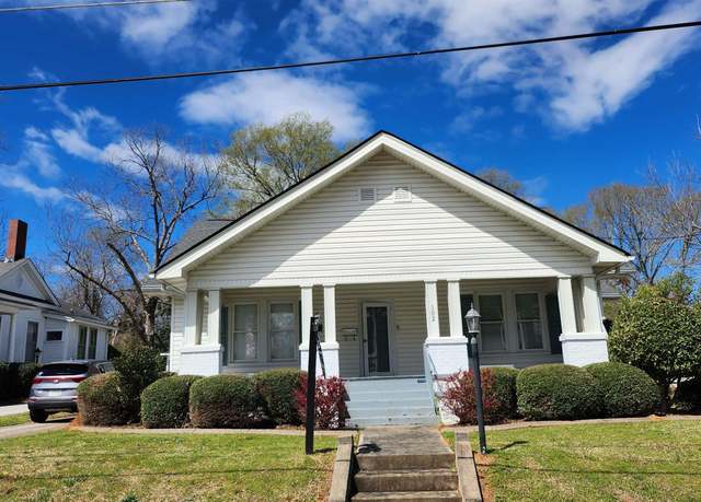 Property at 102 Wardlaw St, Abbeville, SC 29620, 3 beds, 2 baths