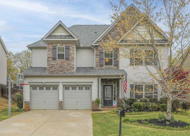 Property at 255 Meadow Blossom Way, Simpsonville, SC 29681, 4 beds, 2.5 baths
