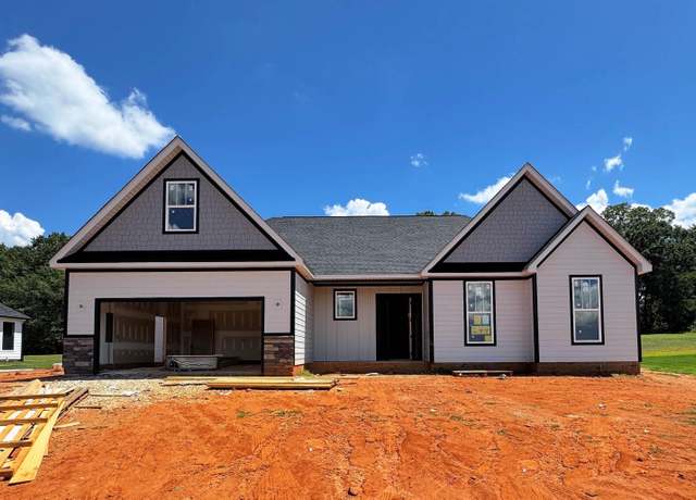 Property at 1241 Clearbrook Ln, Campobello, SC 29322, 3 beds, 3 baths