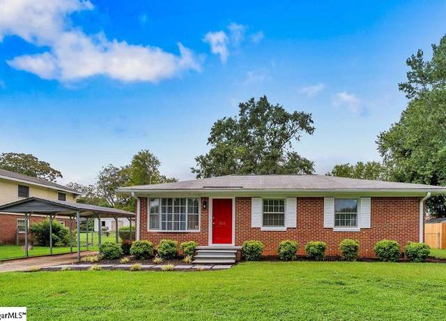 Property at 202 Old Farm Rd, Moore, SC 29369-9308, 3 beds, 1 bath