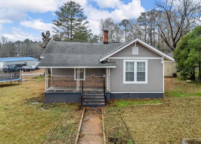 Property at 13 Damson St, Spartanburg, SC 29303, 3 beds, 1 bath