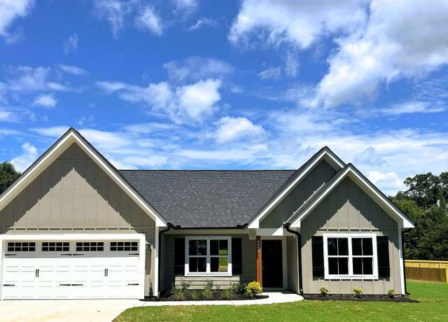 Property at 4043 Ridge Rd, Greer, SC 29651, 3 beds, 2 baths