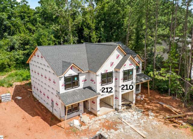Property at 212 Giles St, Anderson, SC 29621, 3 beds, 2.5 baths