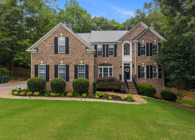 Property at 5 Modesto Ln, Simpsonville, SC 29681, 4 beds, 3.5 baths