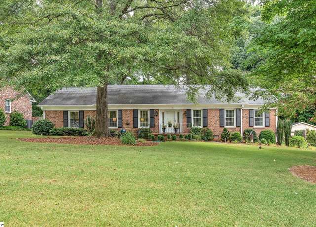 Property at 257 Heathwood Dr, Spartanburg, SC 29307, 3 beds, 2 baths