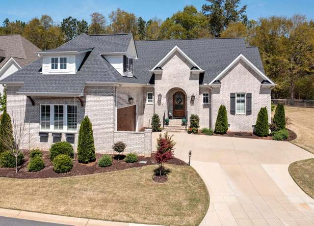 Property at 116 Chestnut Pond Ln, Simpsonville, SC 29681, 3 beds, 2.5 baths