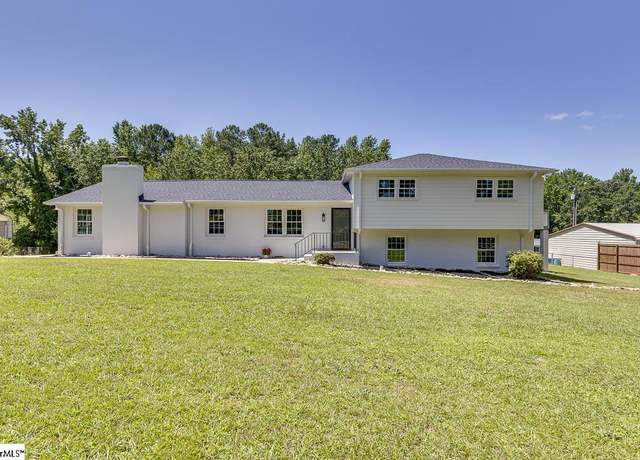 Property at 1418 Grove Rd, Anderson, SC 29621, 4 beds, 3.5 baths