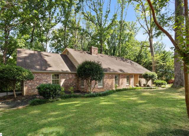 Property at 432 Ransdell Dr, Spartanburg, SC 29307, 5 beds, 2.5 baths