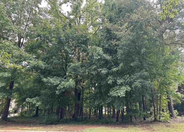 Property at 15 Sable Glen Dr, Greenville, SC 29615
