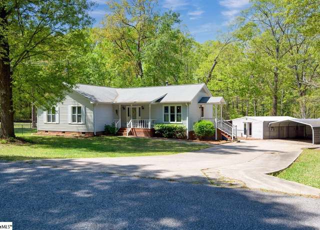Property at 1 Robertson Rd, Taylors, SC 29687, 3 beds, 2 baths