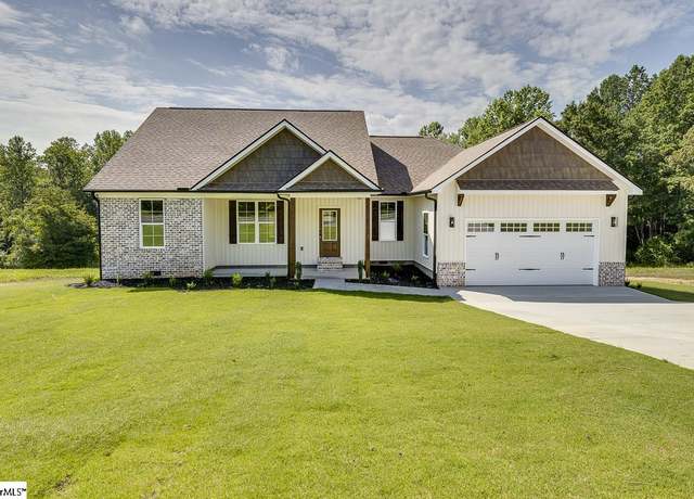 Property at 3352 Earls Bridge Rd, Easley, SC 29640, 4 beds, 2.5 baths