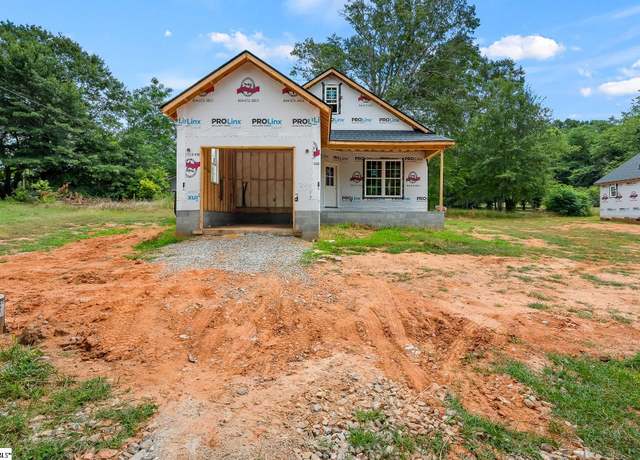 Property at 335 Winston St, Pendleton, SC 29670, 3 beds, 2 baths
