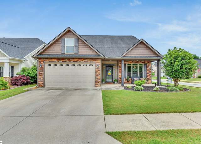 Property at 204 Medoc Ln, Moore, SC 26369, 3 beds, 2.5 baths