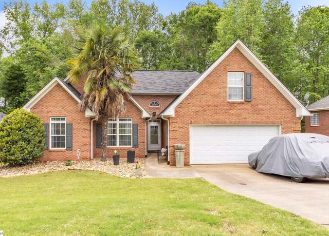 Property at 408 N Sweetwater Hills Dr, Moore, SC 29369, 4 beds, 2 baths