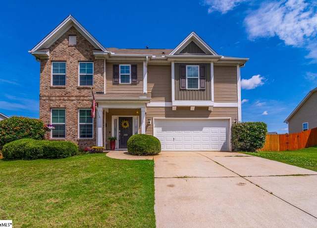 Property at 208 Castleton Cir, Boiling Springs, SC 29316, 3 beds, 2.5 baths