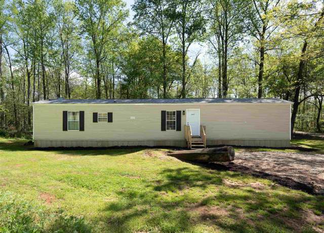 Property at 297 Falling Creek Rd, Spartanburg, SC 29301, 3 beds, 2 baths