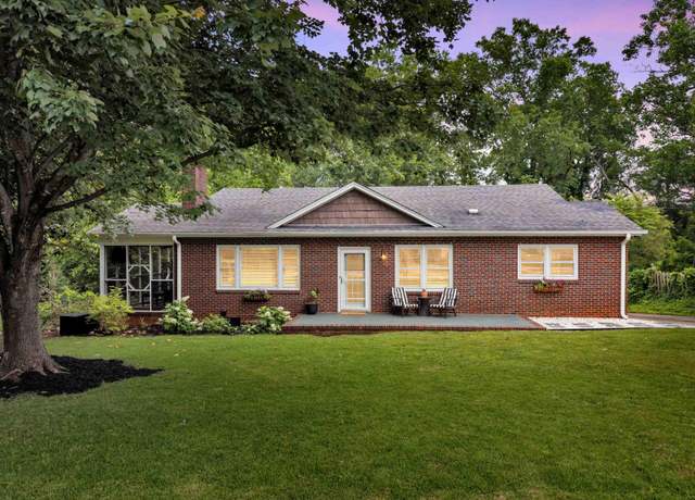 Property at 38 Blackburn St, Greenville, SC 29607, 5 beds, 3 baths