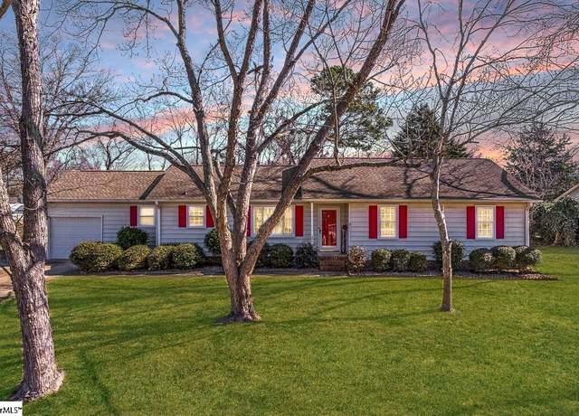Property at 201 Shaddock Dr, Simpsonville, SC 29680, 3 beds, 2 baths