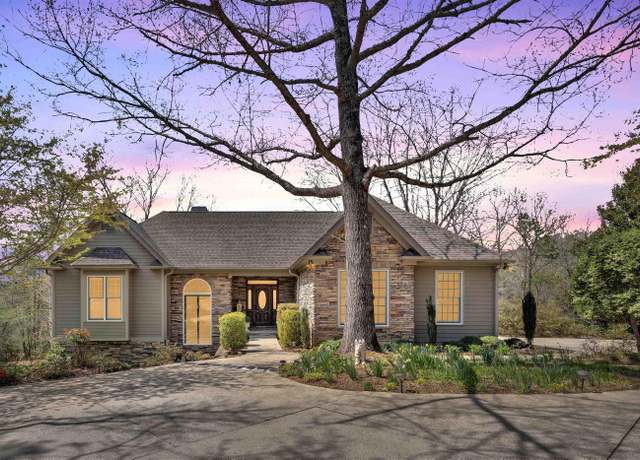 Property at 132 Courseview Way, Travelers Rest, SC 29690, 3 beds, 2.5 baths