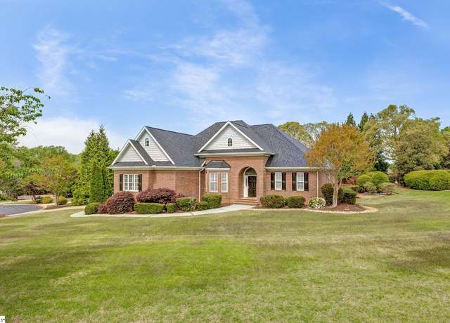 Property at 6 Pepper Bush Dr, Greer, SC 29651, 4 beds, 3.5 baths