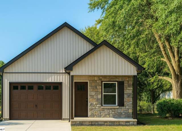 Property at 130 Simmons Rd, Woodruff, SC 29388, 3 beds, 2 baths