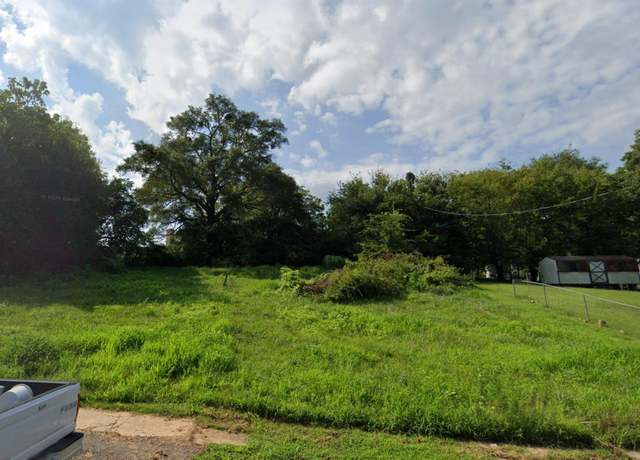 Property at 309 Davis St, Clinton, SC 29325