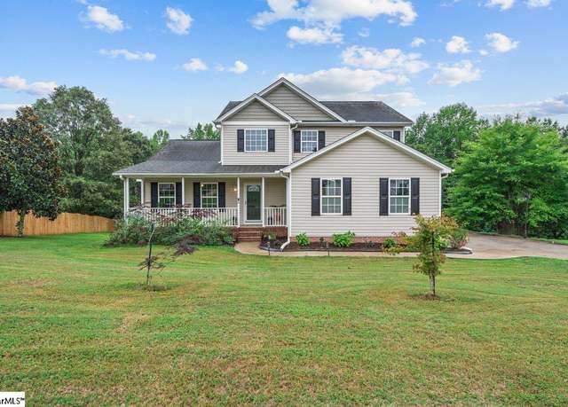 Property at 131 Brooke Lee Cir, Taylors, SC 29687, 4 beds, 2.5 baths