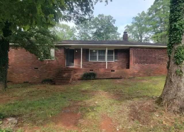 Property at 201 Clarke Stream Dr, Anderson, SC 29621, 3 beds, 1.5 baths