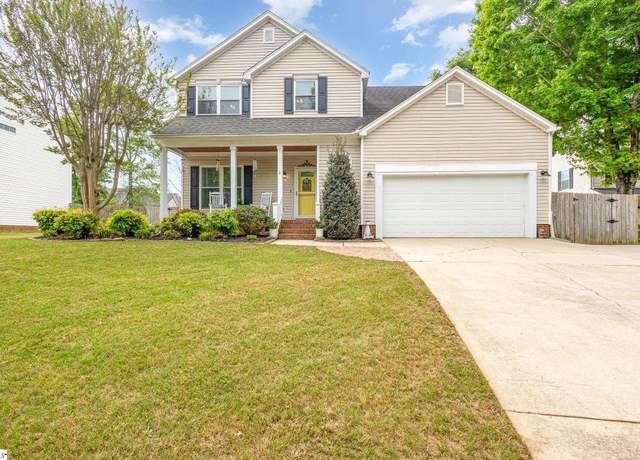 Property at 15 Ladybird Ct, Simpsonville, SC 29680, 4 beds, 2.5 baths
