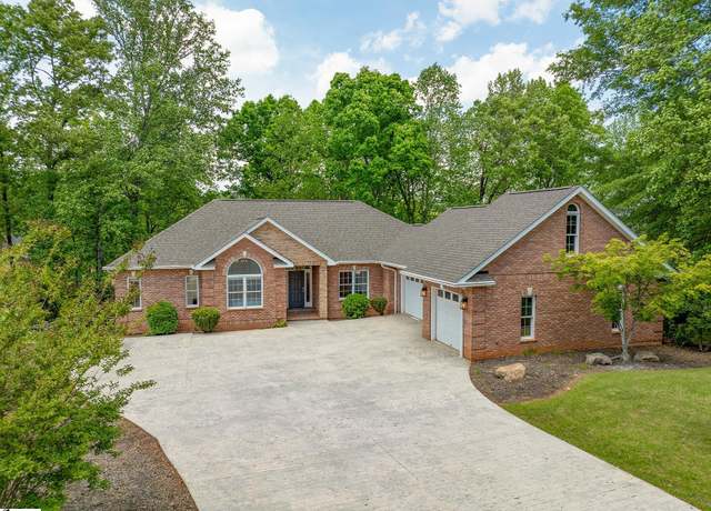 Property at 209 Amethyst Way, Seneca, SC 29672, 5 beds, 4 baths