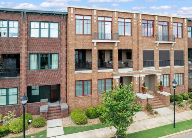Property at 419 N Markley St, Greenville, SC 29601, 3 beds, 3.5 baths
