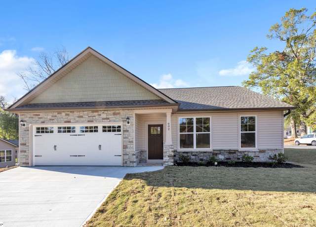Property at 602 Caughlin Ave, Anderson, SC 29624, 3 beds, 2 baths