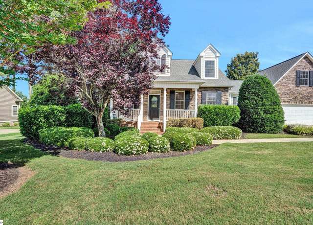 Property at 10 Laurelcrest Ln, Travelers Rest, SC 29690-8188, 3 beds, 2.5 baths
