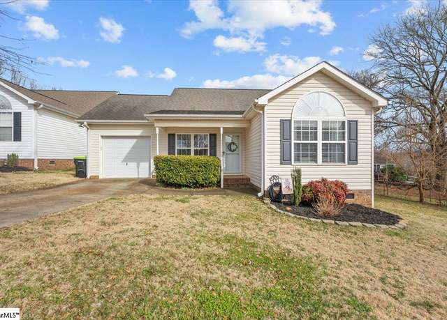Property at 622 Ezra Ct, Inman, SC 29349, 3 beds, 2 baths