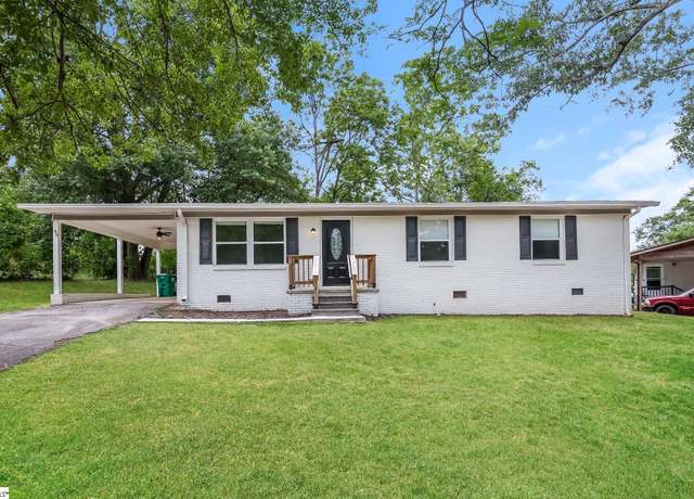 Property at 49 Thurgood Marshall Rd, Spartanburg, SC 29307, 4 beds, 2 baths