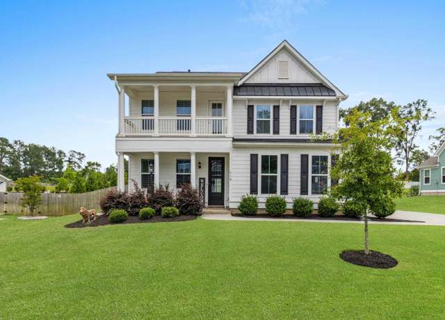 Property at 218 Deerview Trl, Simpsonville, SC 29680, 5 beds, 3.5 baths