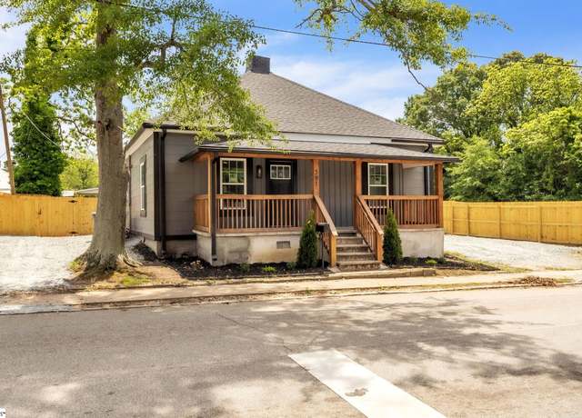 Property at 391 Arch St, Spartanburg, SC 29303, 3 beds, 1 bath