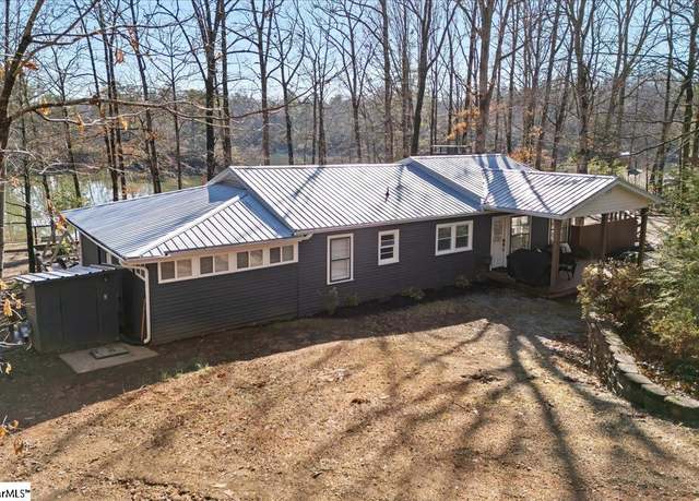 Property at 693 W Cove Dr, Mountain Rest, SC 29664-9599, 3 beds, 2.5 baths