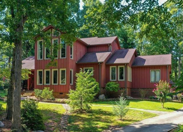 Property at 203 Teakwood Dr, Easley, SC 29640, 4 beds, 2.5 baths