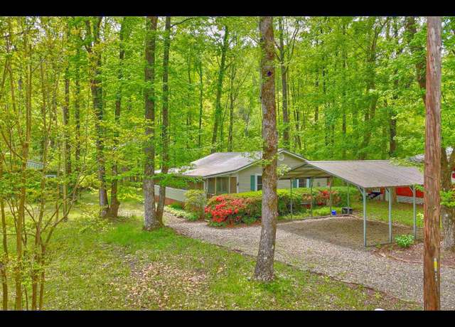 Property at 114 Pipe Line Ln, Cleveland, SC 29635, 2 beds, 1 bath
