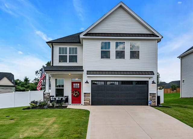 Property at 301 Marshgate Dr, Greenville, SC 29617, 3 beds, 2.5 baths