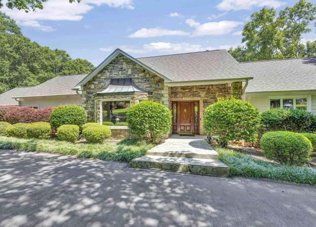 Property at 15 Darien Way, Greenville, SC 29615-3236, 4 beds, 5.5 baths
