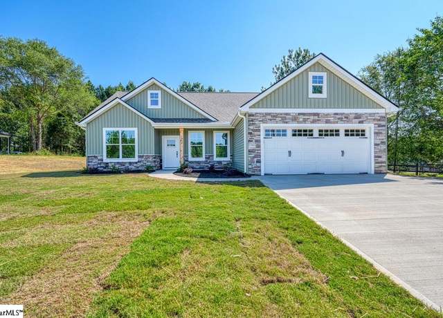 Property at 1254 W Rutledge Ave, Gaffney, SC 29341, 3 beds, 2 baths