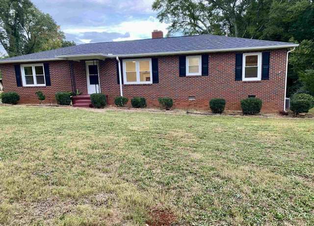 Property at 100 Gray Dr, Anderson, SC 29626, 3 beds, 1 bath
