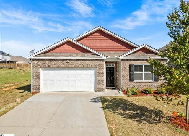 Property at 447 Bucky Dr, Woodruff, SC 29388, 4 beds, 2 baths