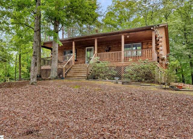 Property at 110 Brady Dr, Anderson, SC 29626, 3 beds, 2 baths