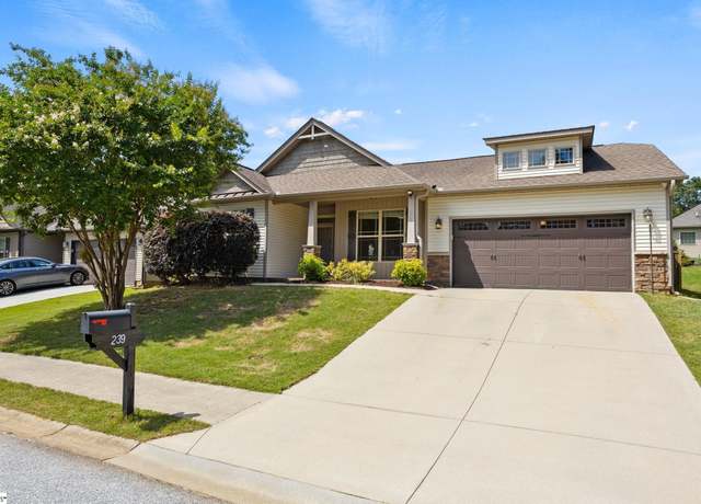 Property at 239 Applehill Way, Simpsonville, SC 29681, 3 beds, 2 baths