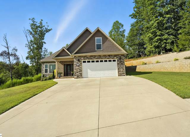 Property at 314 Wexford Hills Ct, Moore, SC 29639, 4 beds, 2.5 baths