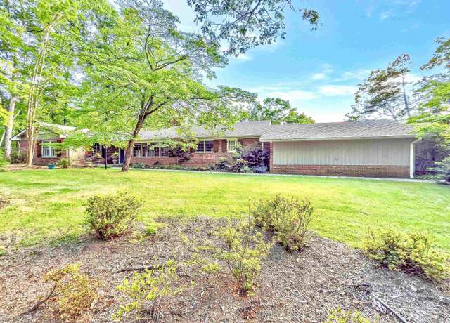 Property at 7 Hearthstone Ln, Landrum, SC 29356, 3 beds, 3 baths