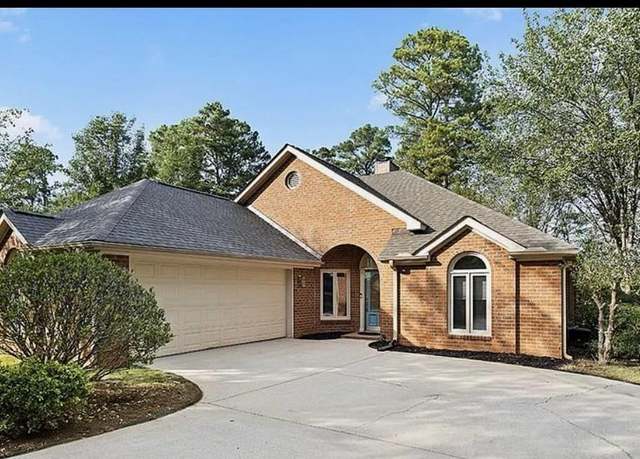 Property at 101 Wexford Pl, Greenwood, SC 29649, 3 beds, 2 baths